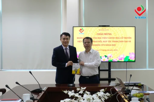 National Institute of Nutrition and Vietnam University of Traditional Medicine Strengthen Strategic Cooperation in Training, Research and Comprehensive Healthcare