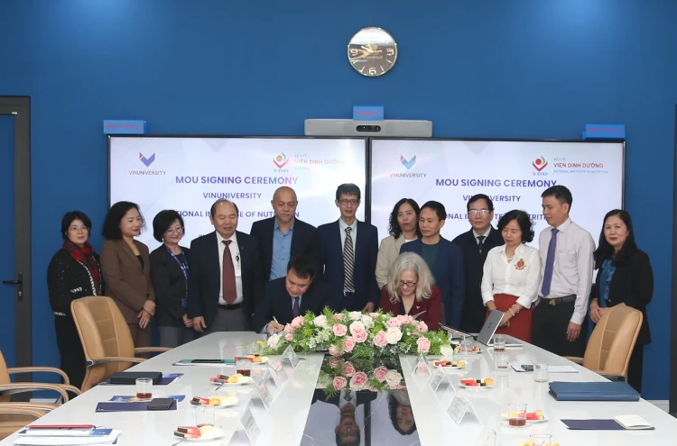 The National Institute of Nutrition Signs a Memorandum of Understanding with VinUniversity
