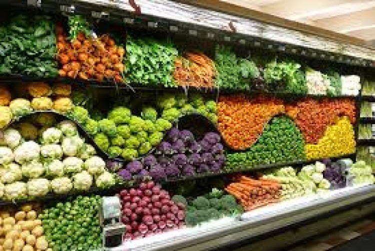 Làm thế nào để có thể giảm ăn muối ngay từ khi lựa chọn thực phẩm và chế biến món ăn