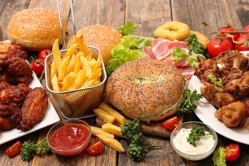 Ăn nhiều thức ăn nhanh có gây bệnh tim không?