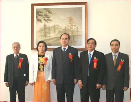 Một số hình ảnh lễ đón nhận Huân chương ĐỘC LẬP của Chính phủ trao tặng Viện Dinh dưỡng