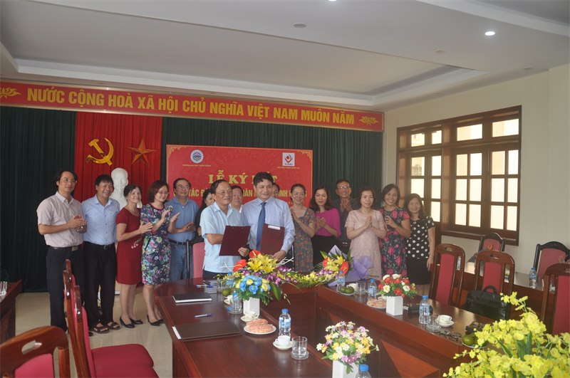 Lễ Ký kết Hợp tác Đào tạo chuyên ngành Dinh dưỡng giữa Viện Dinh dưỡng Quốc gia và Đại học Thành Đông