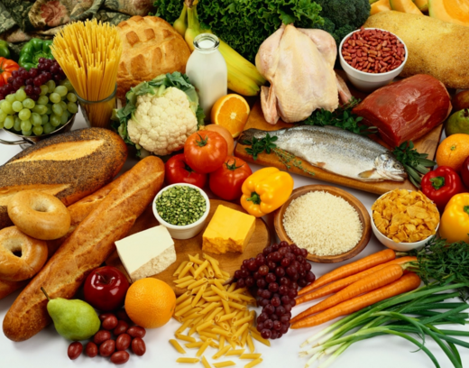 Hướng dẫn người nội trợ cách lựa chọn thực phẩm an toàn